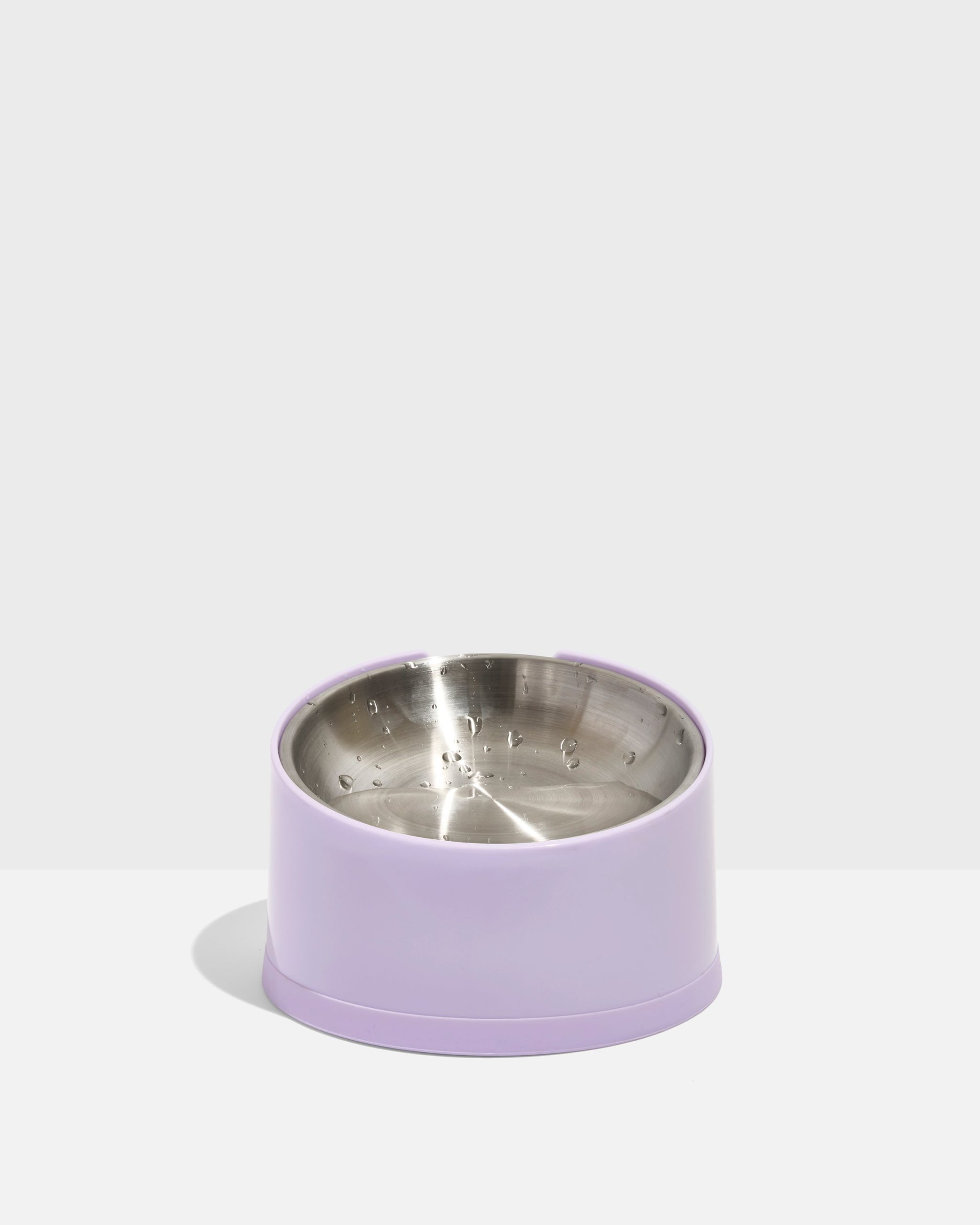 WO_VM_Cat_SlantedBowl_Lilac_PDP_02_4x5_Web.jpg