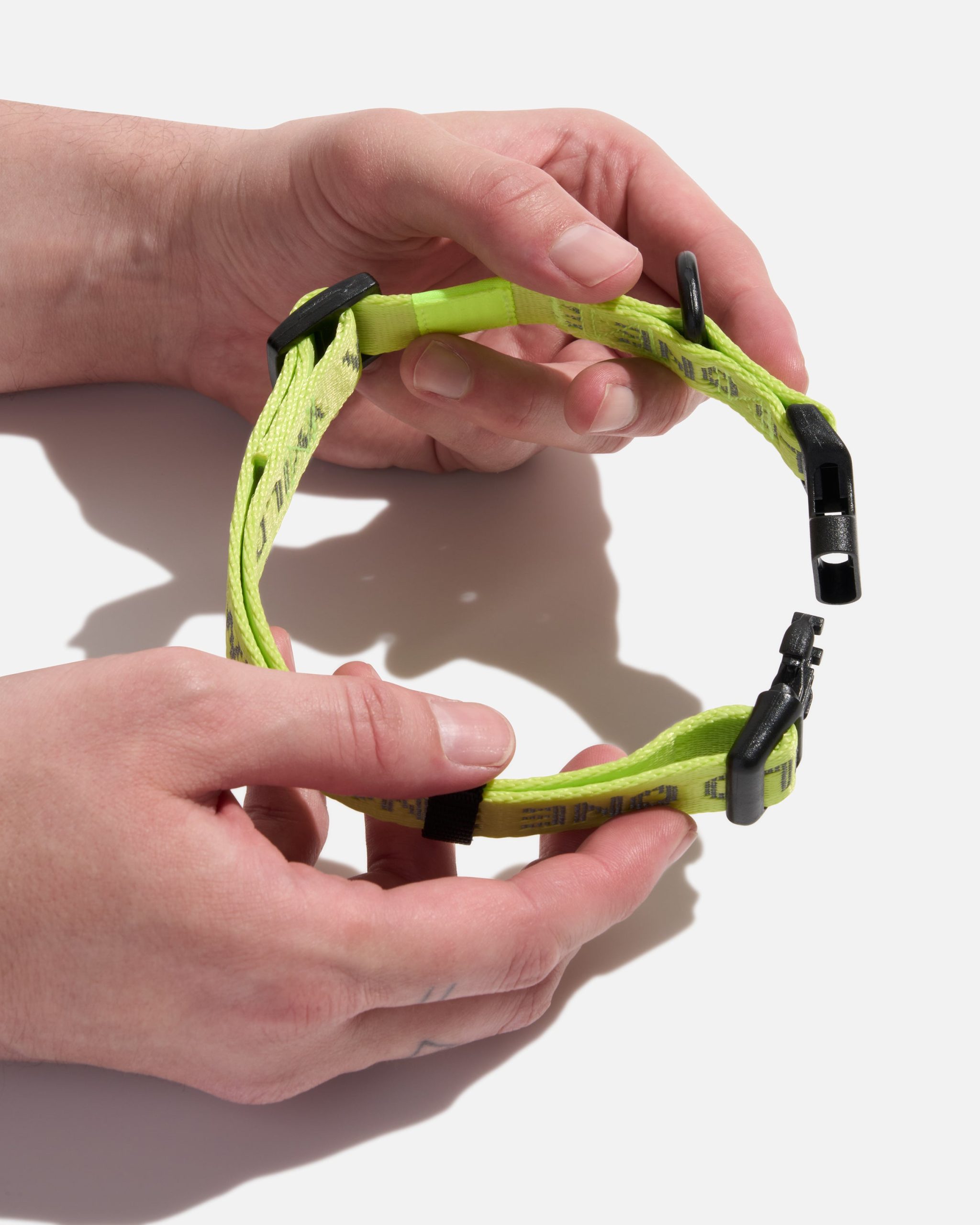 WO_VM_QuickReleaseCollar_Air_LimeadeReflective_PDP_02_4x5_Web.jpg