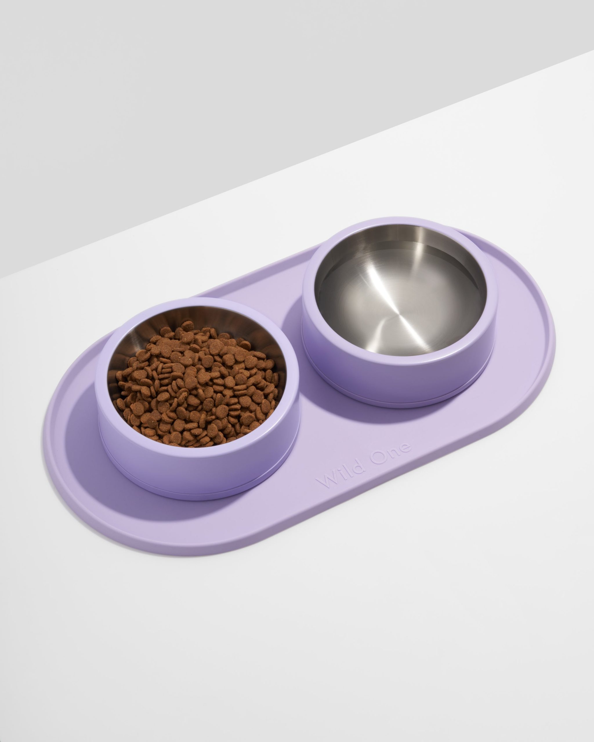 WO_VM_Studio_PDP_Home_Placemat_Lilac_03_4x5_Web_4ad40b59-5428-425d-a1d6-96ebf125b2d4.jpg